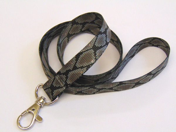 Monochrome snakeskin printed lanyard 15mm